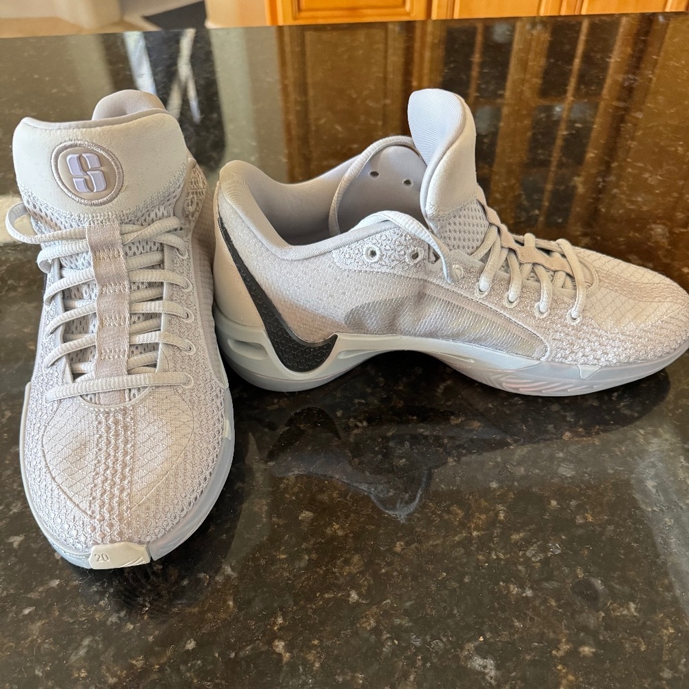 Nike React - image 1